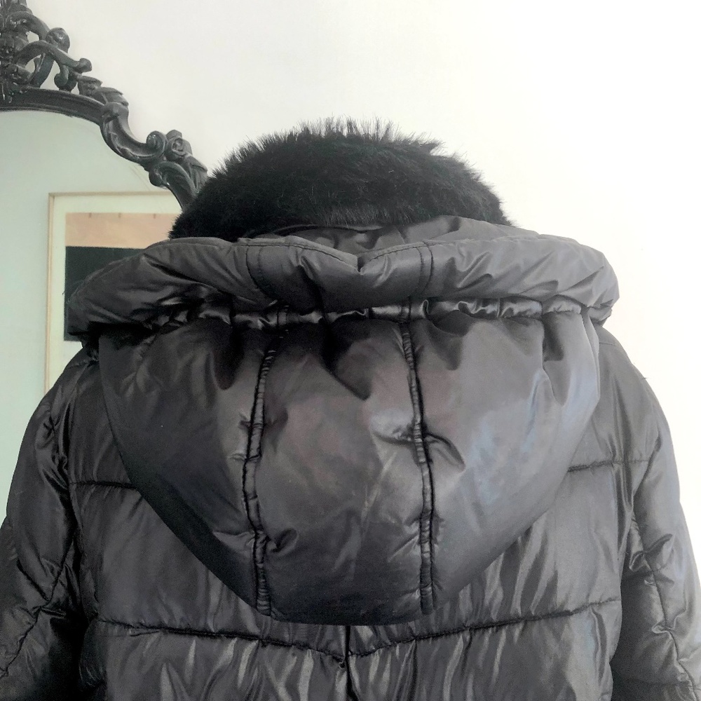 French Connection Black Puffer Coat w/ faux fur Collar - Picture 4 of 10